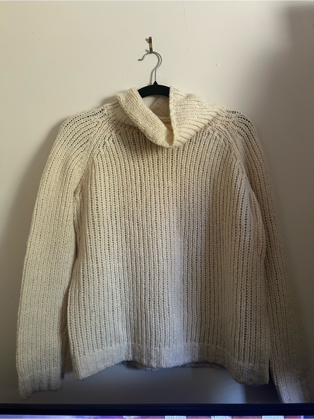 Banana Republic Cream Cowl Neck Chunky Sweater